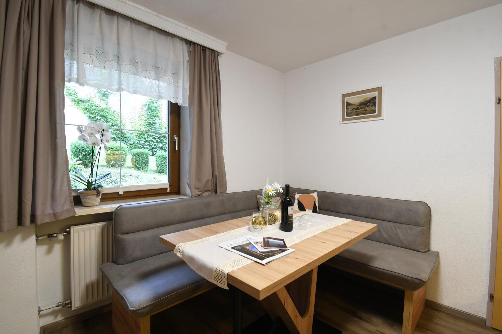 Haus Stefan Apartment เอิทซ์ ภายนอก รูปภาพ